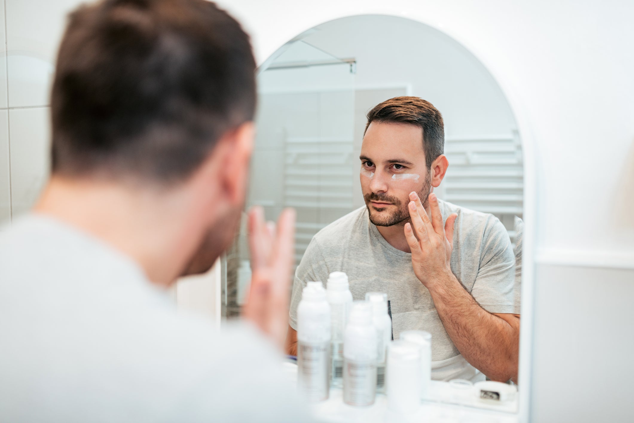 Simple Men Skincare Routine - Male Skincare Routine - Men Face Routine ...